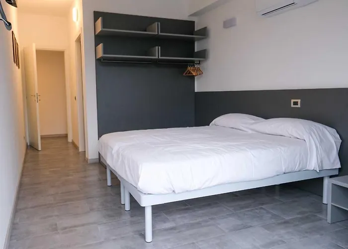 Matthew's House * Como