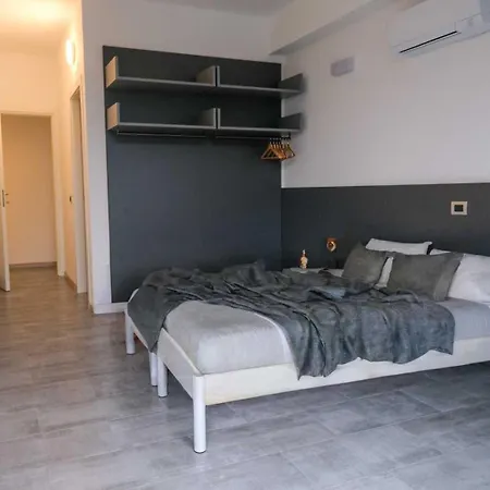 Matthew's House * Como